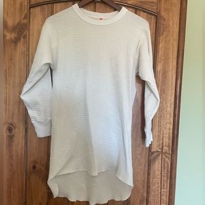 Vintage white thermal tall lengthwise shirt